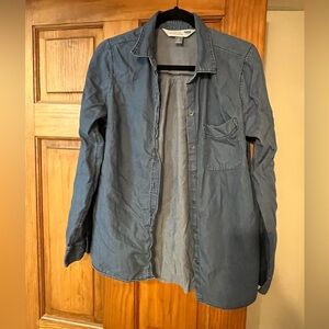 Women’s Old Navy, chambray shirt, size M